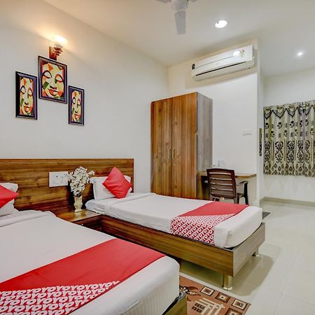 Hotel O Plus Corporate One Khapa  Exterior photo