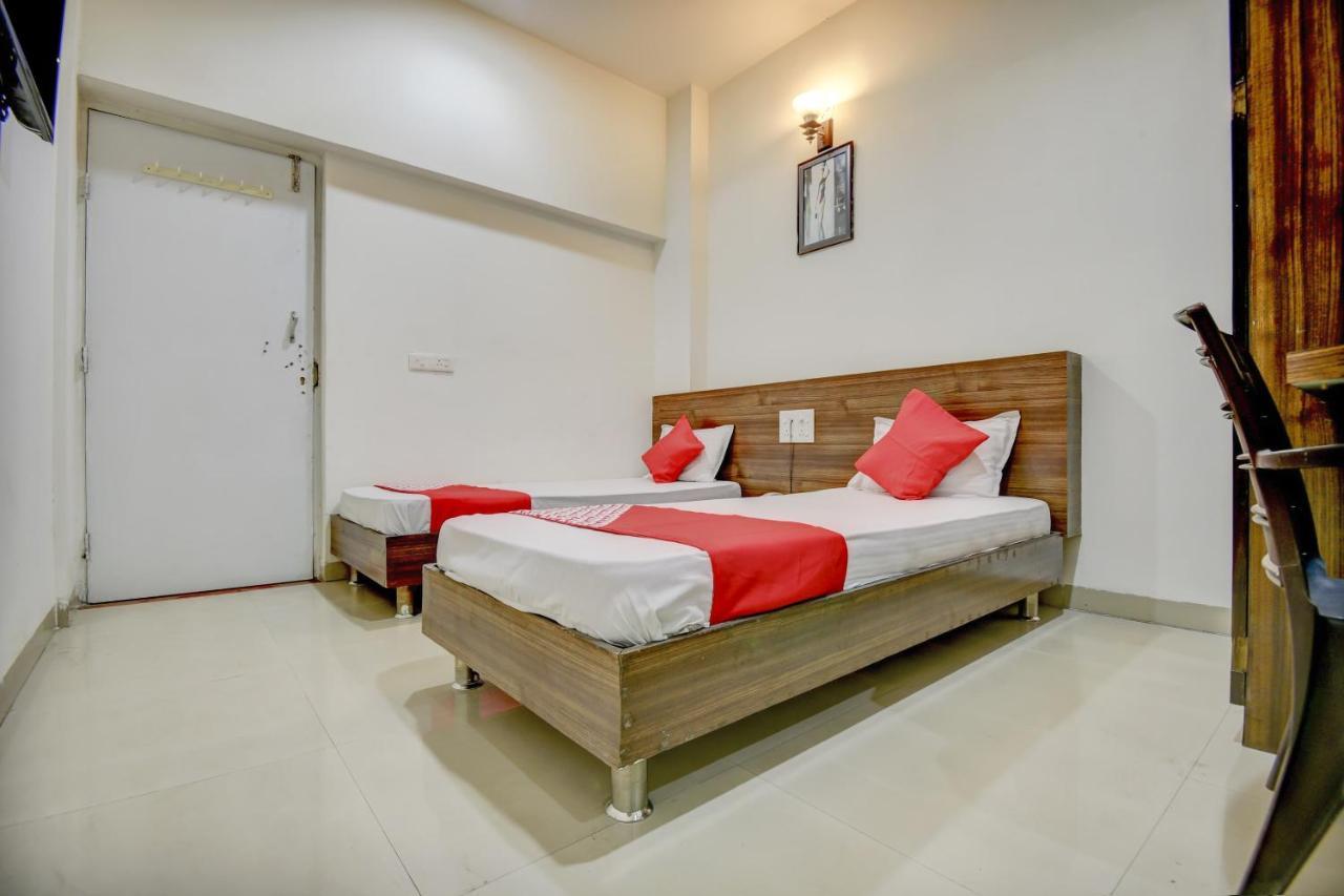 Hotel O Plus Corporate One Khapa  Exterior photo